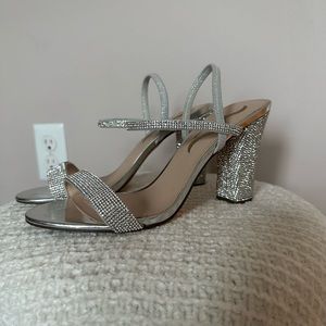 Size 10 glitter sandals